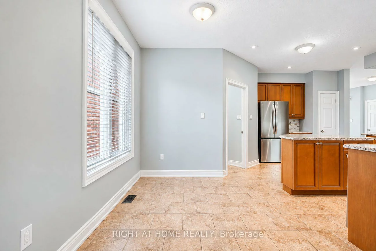 35, Auburn, Ardagh, Barrie