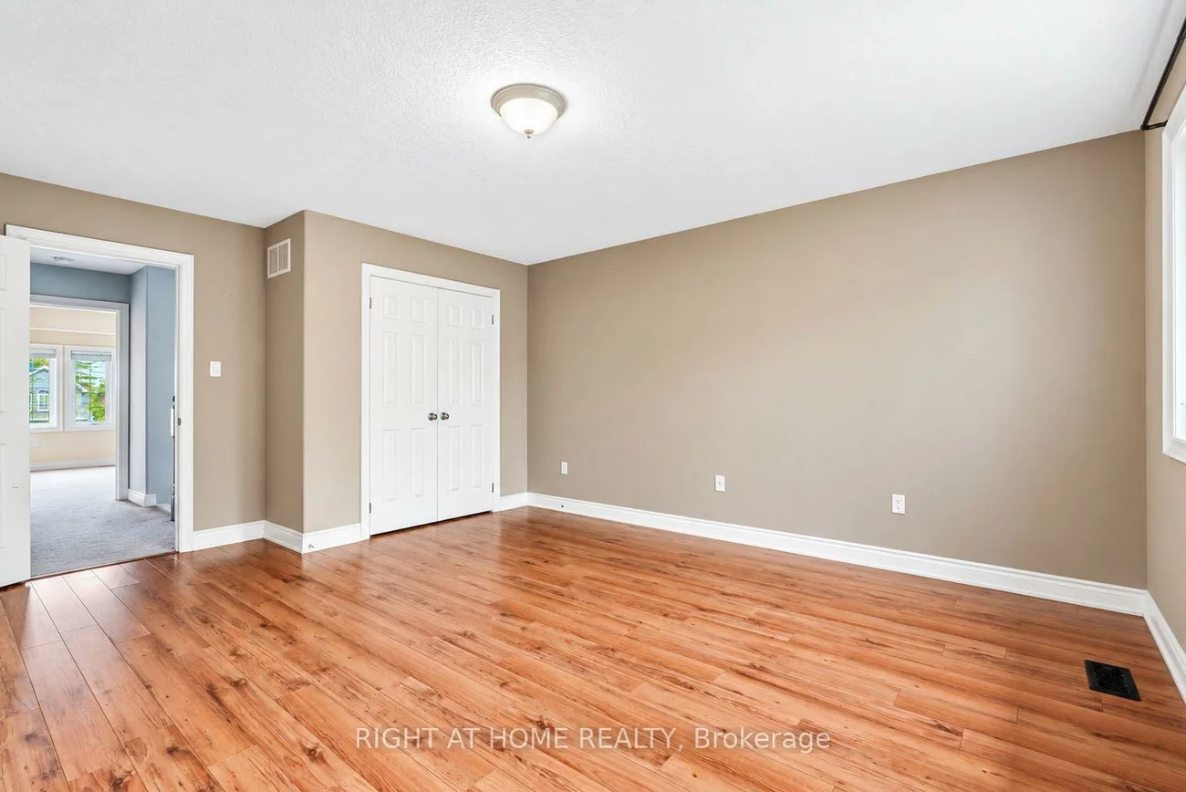 35, Auburn, Ardagh, Barrie