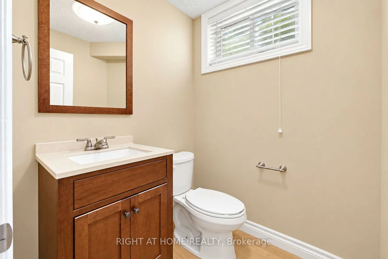 35, Auburn, Ardagh, Barrie