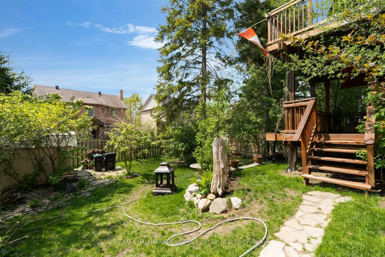 42, Kell, Bayshore, Barrie