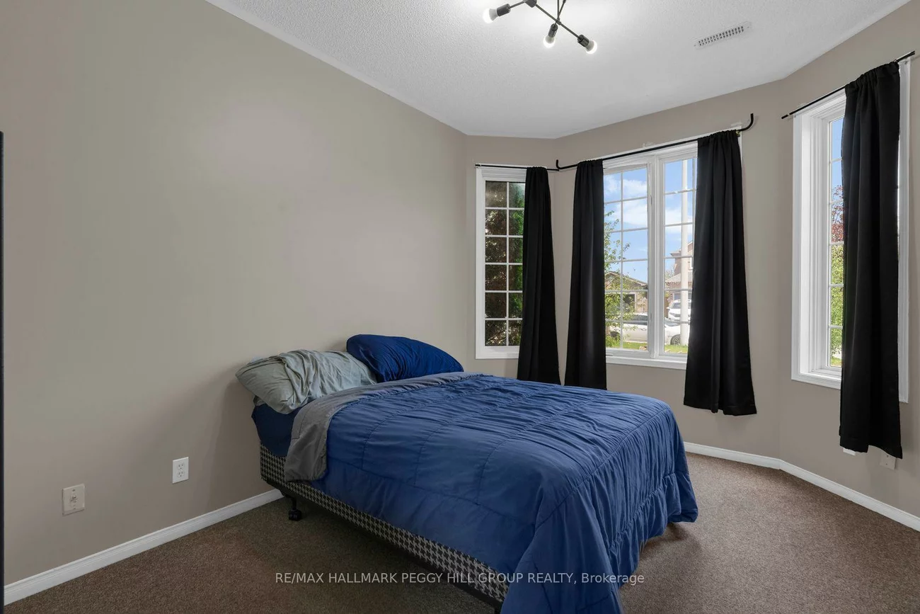 42, Kell, Bayshore, Barrie