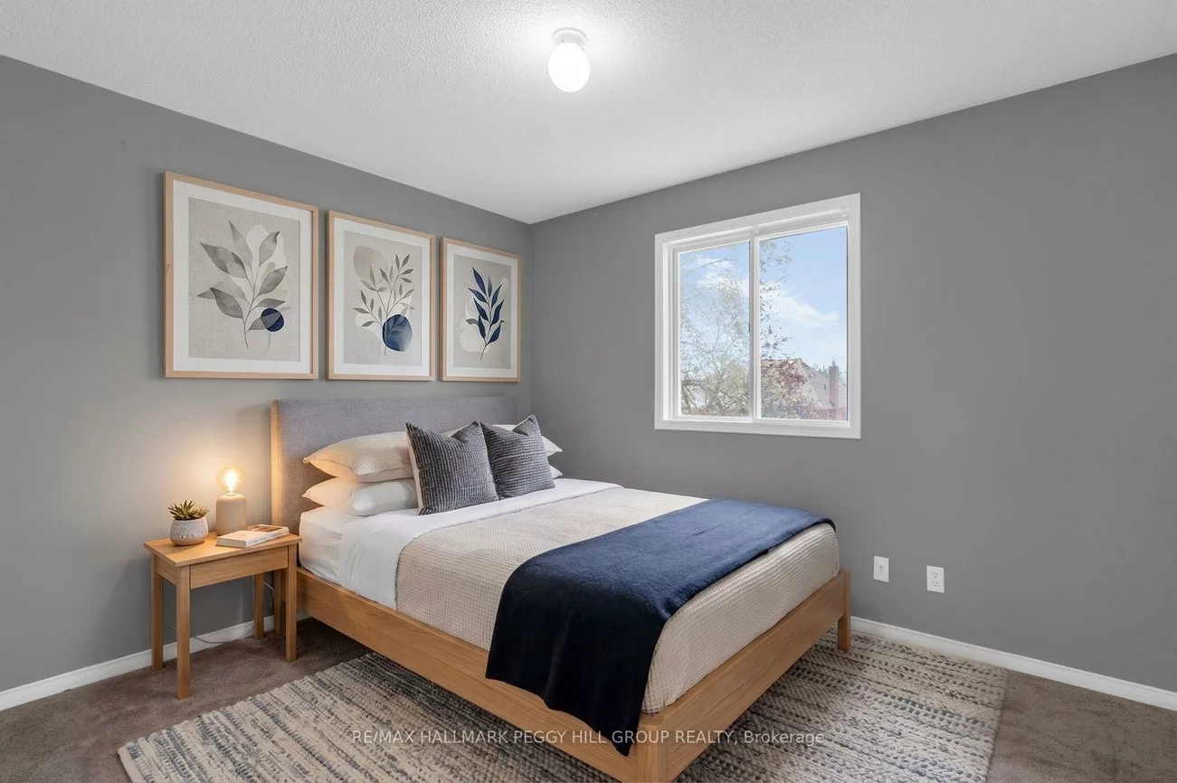 42, Kell, Bayshore, Barrie