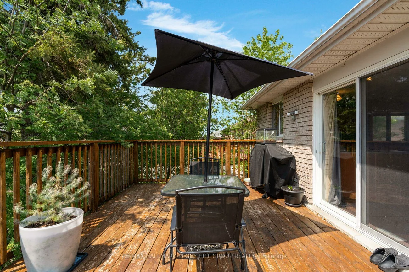 42, Kell, Bayshore, Barrie