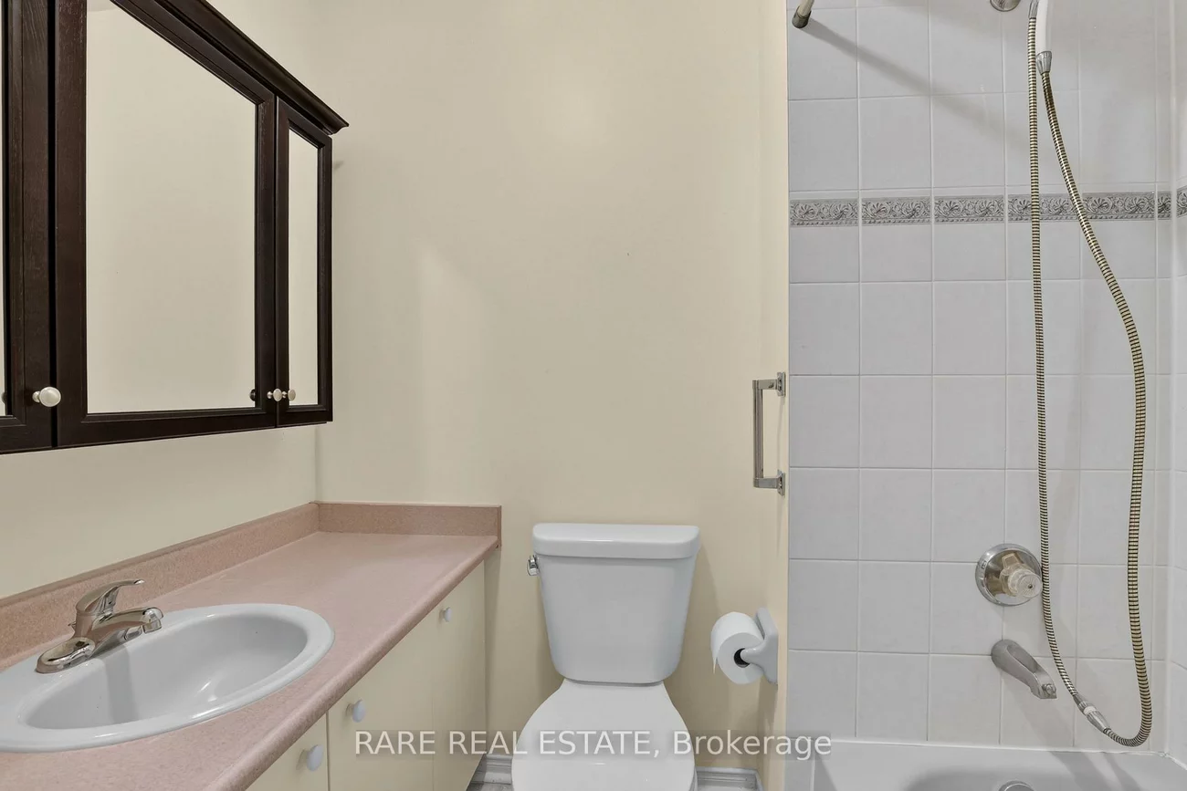 7, Longman, Northwest, Barrie