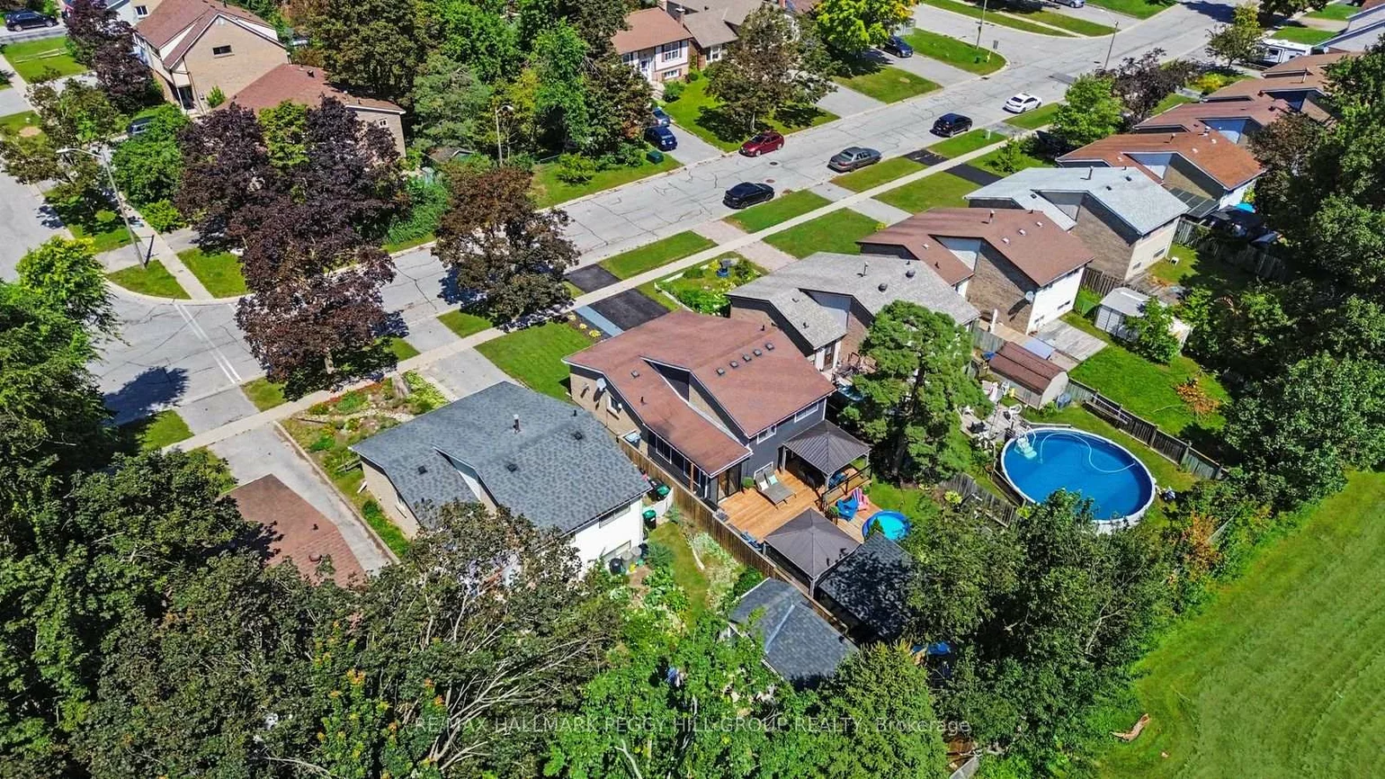 29, Shelley, Letitia Heights, Barrie