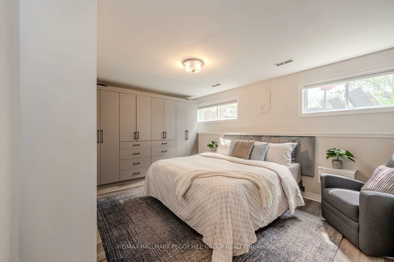 29, Shelley, Letitia Heights, Barrie
