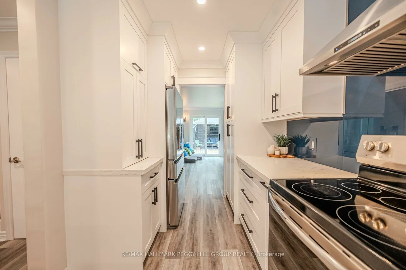 29, Shelley, Letitia Heights, Barrie