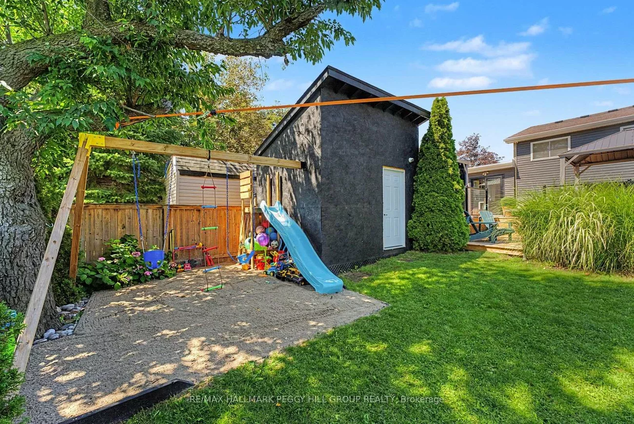 29, Shelley, Letitia Heights, Barrie