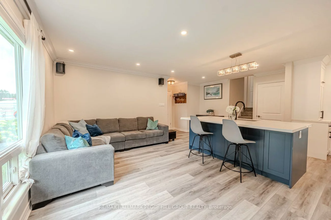 29, Shelley, Letitia Heights, Barrie