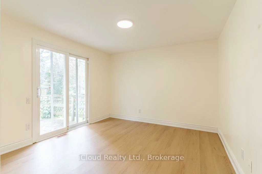 229, Cook, Grove East, Barrie