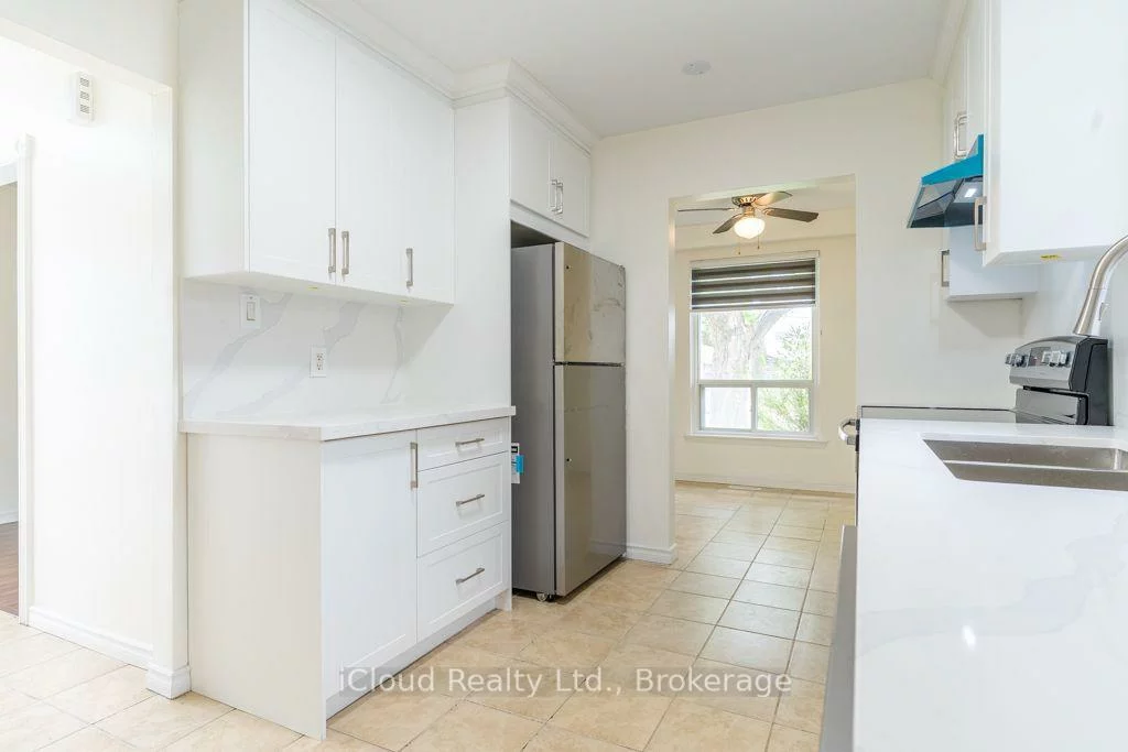 229, Cook, Grove East, Barrie