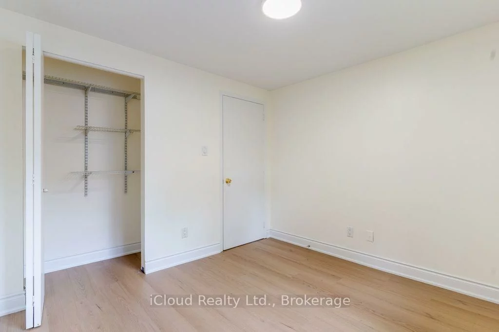 229, Cook, Grove East, Barrie