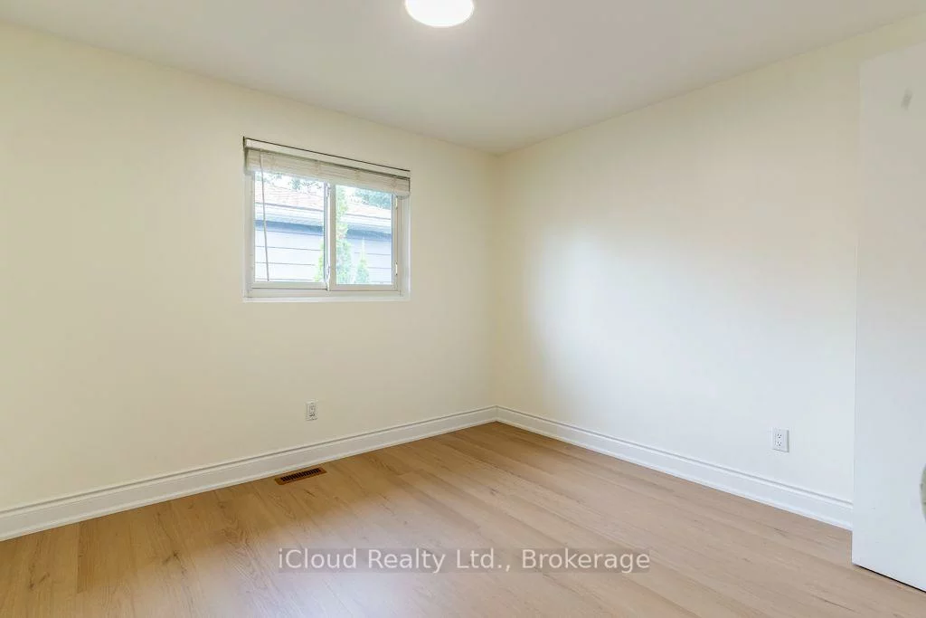 229, Cook, Grove East, Barrie