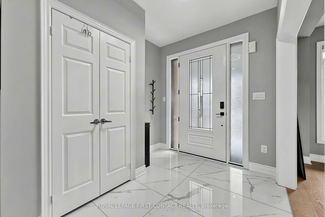 36, Regalia, Innis-Shore, Barrie