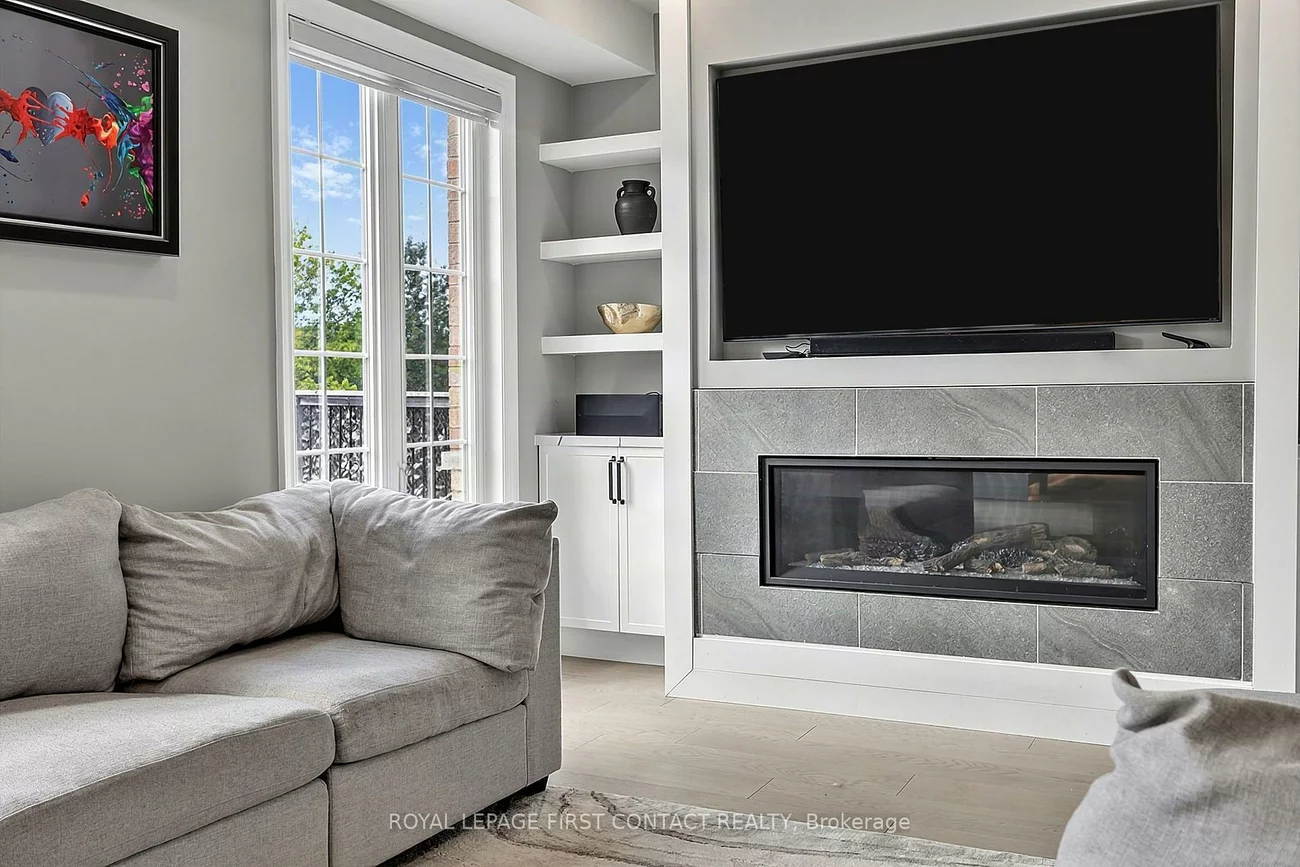 36, Regalia, Innis-Shore, Barrie