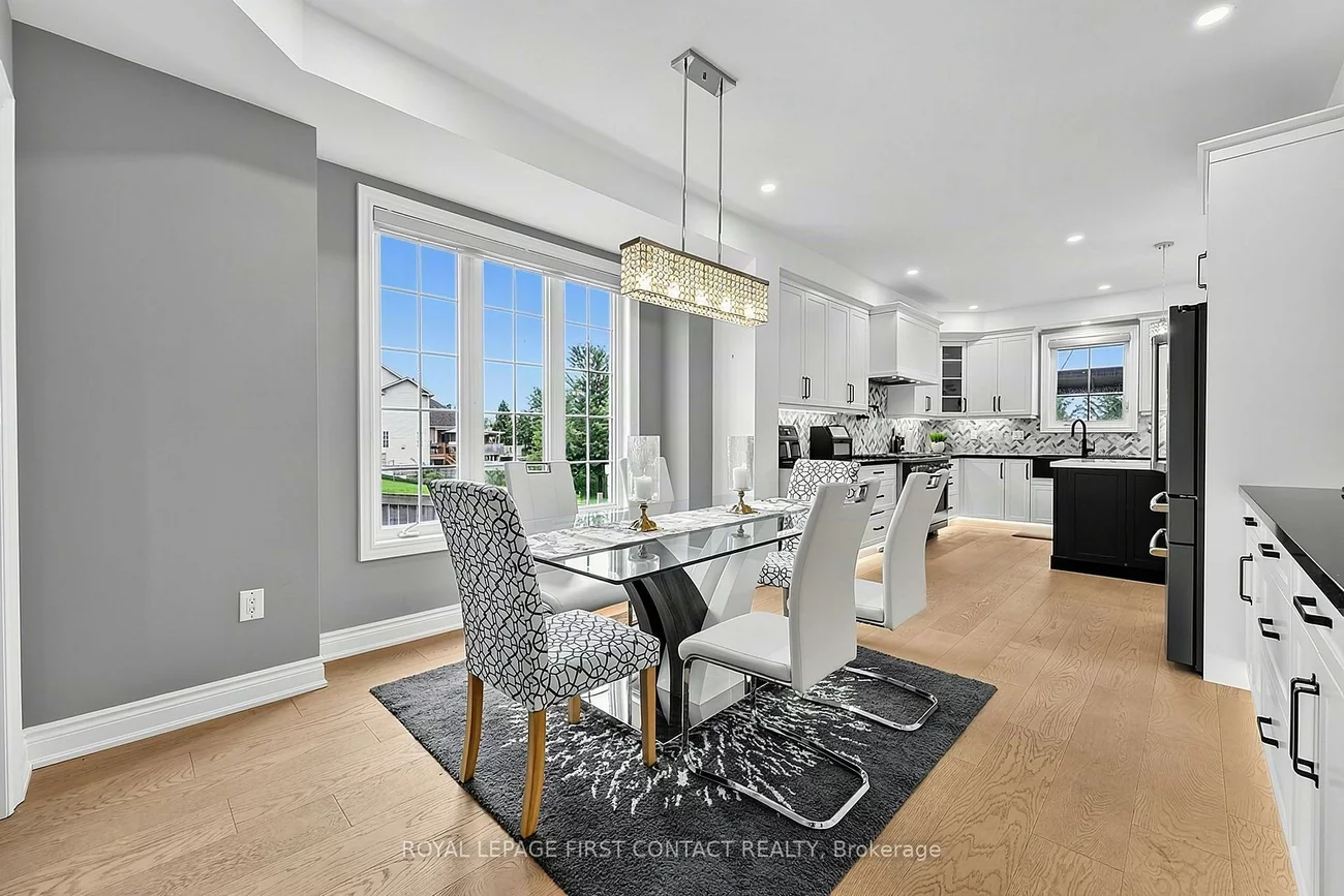 36, Regalia, Innis-Shore, Barrie