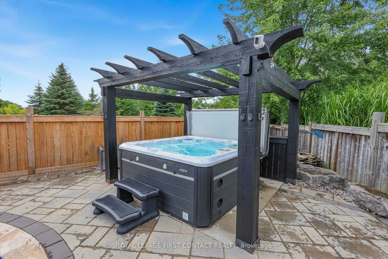 36, Regalia, Innis-Shore, Barrie