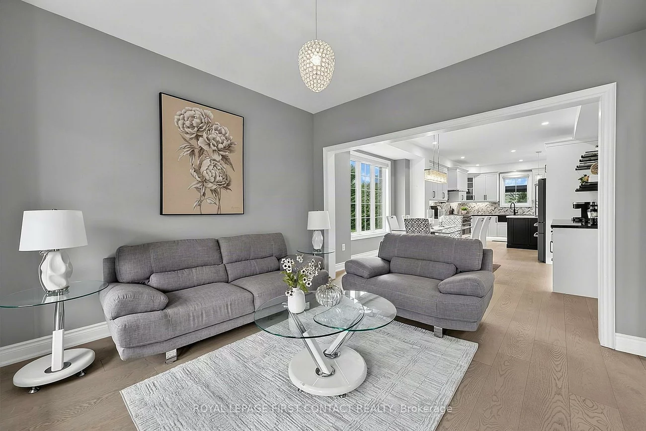 36, Regalia, Innis-Shore, Barrie