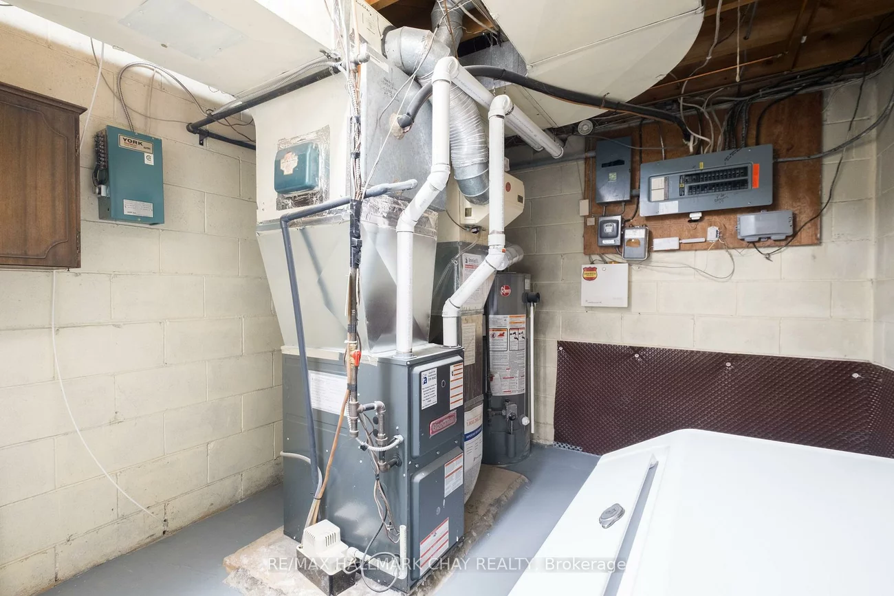 44, Amelia, Codrington, Barrie