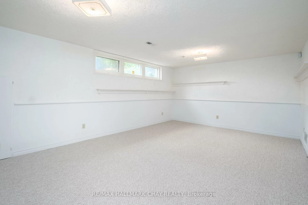 44, Amelia, Codrington, Barrie