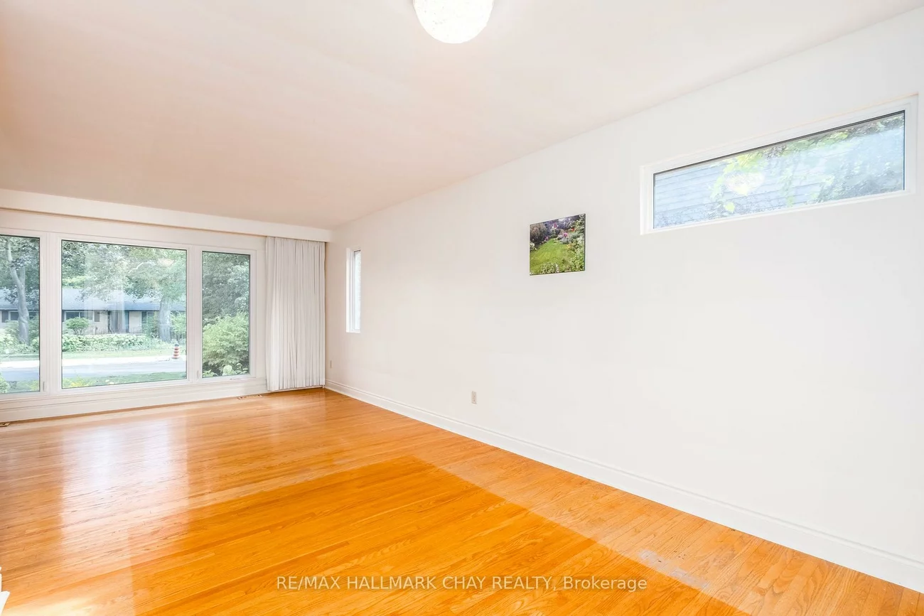44, Amelia, Codrington, Barrie