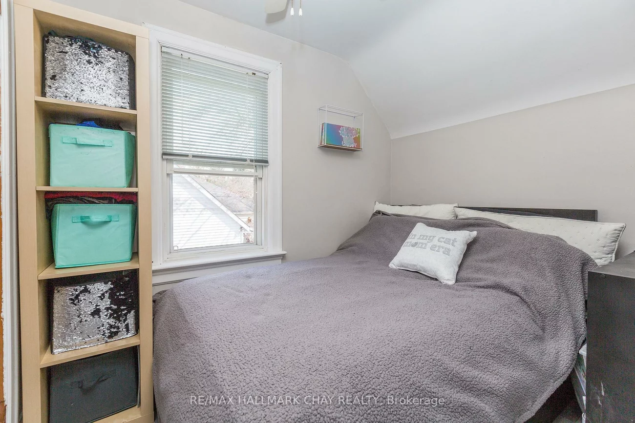177, Duckworth, Codrington, Barrie
