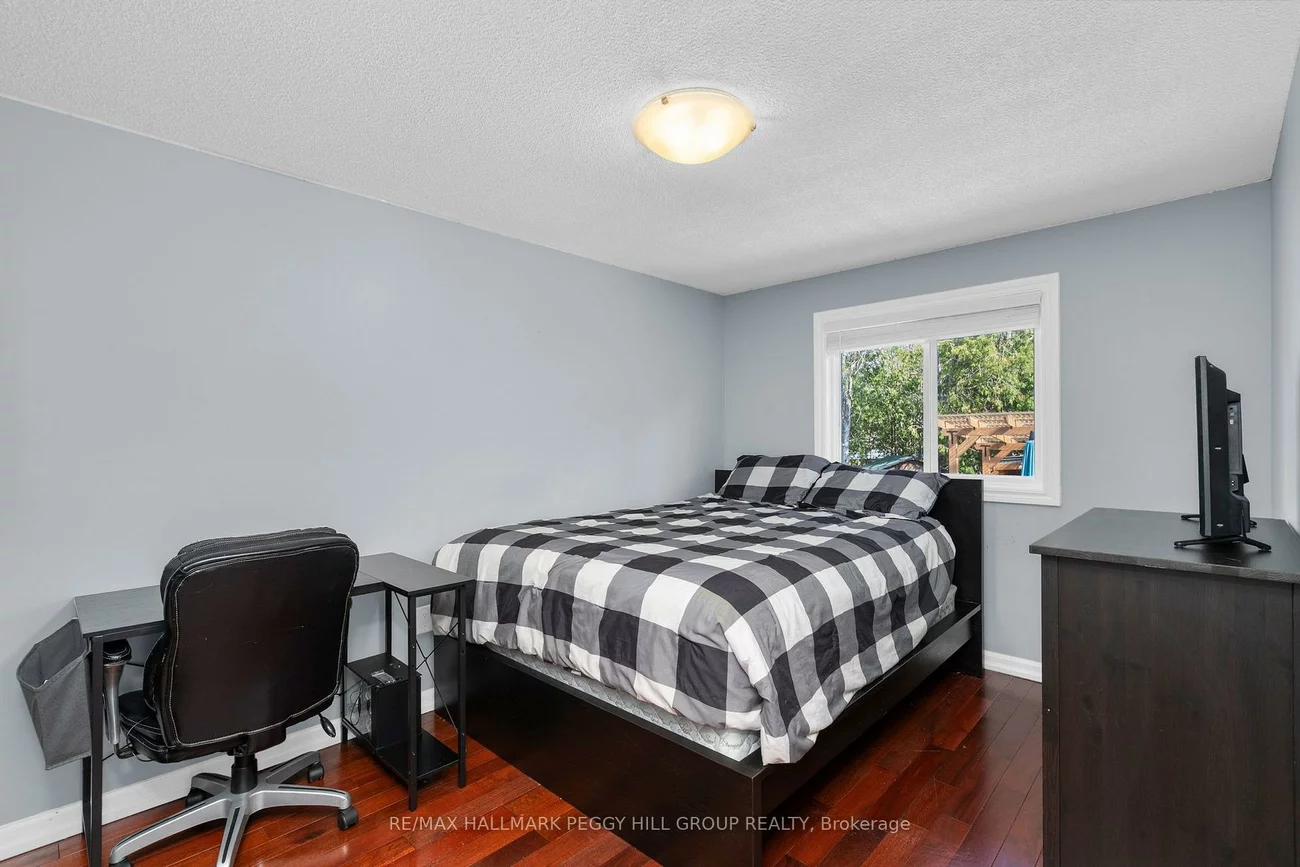 44, Knicely, Painswick North, Barrie
