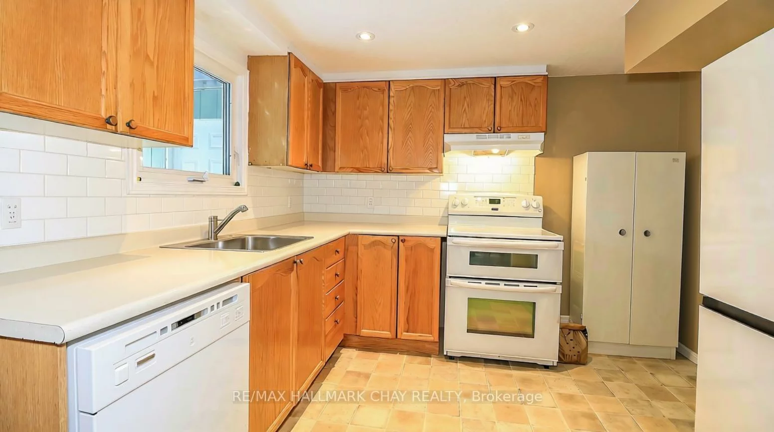 79, Browning, Letitia Heights, Barrie