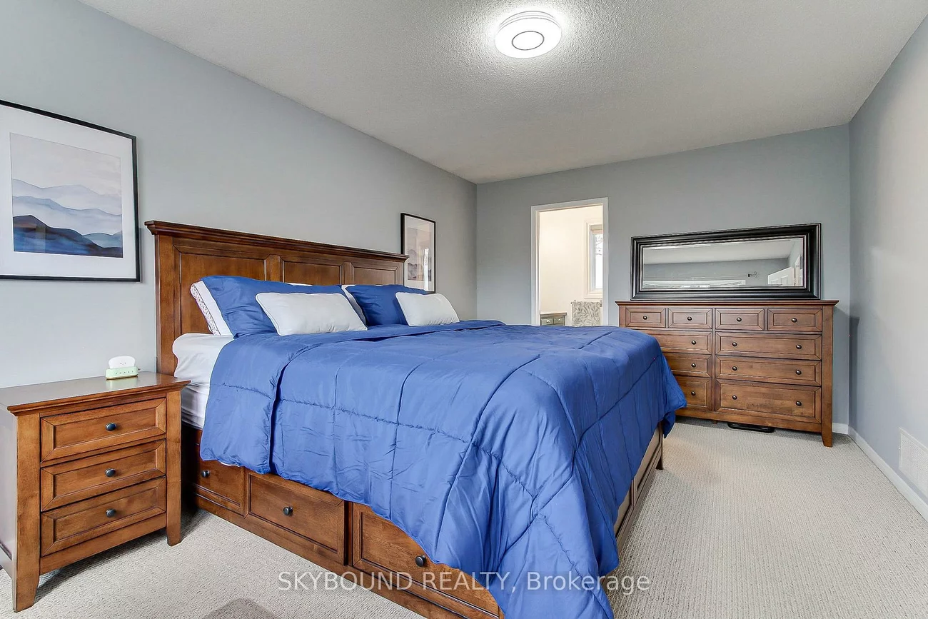 313, Hickling, Grove East, Barrie