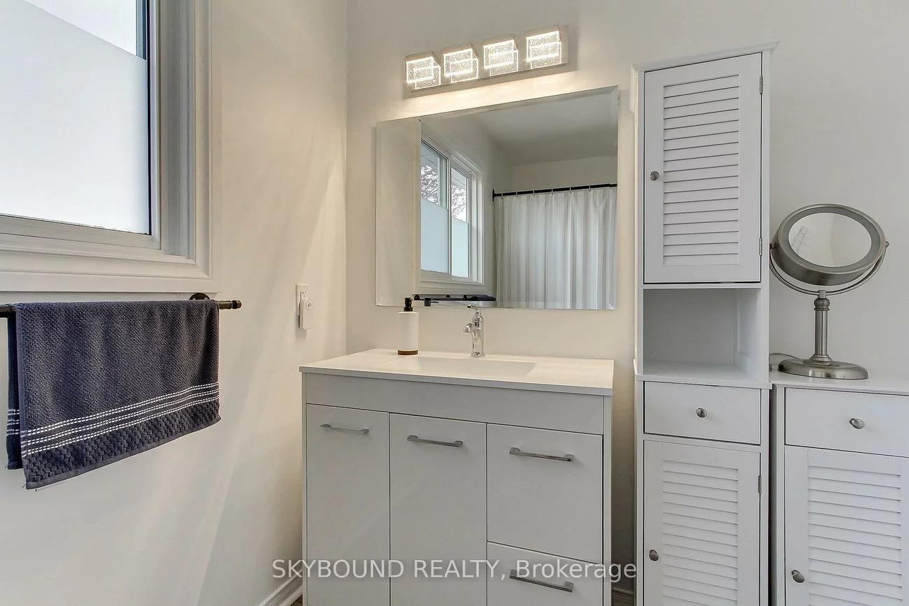 313, Hickling, Grove East, Barrie