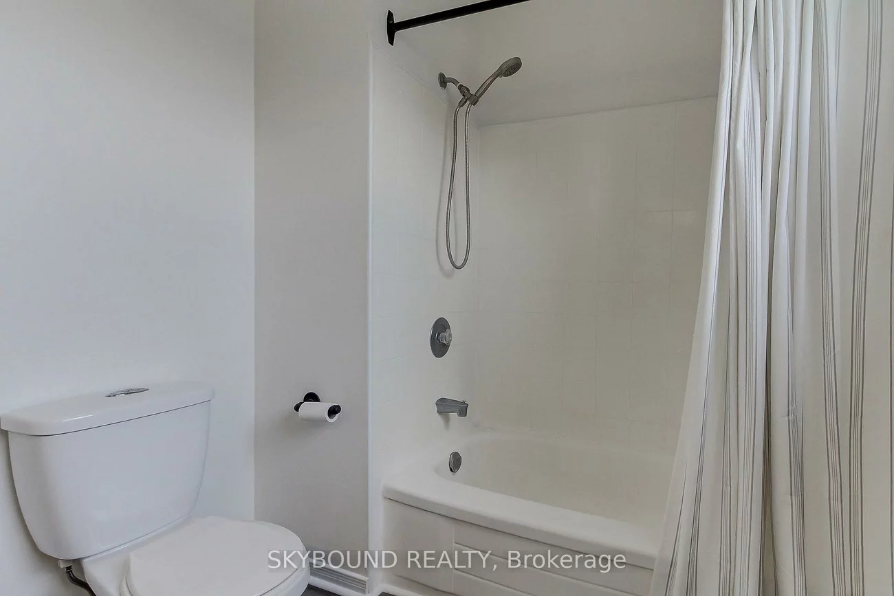 313, Hickling, Grove East, Barrie