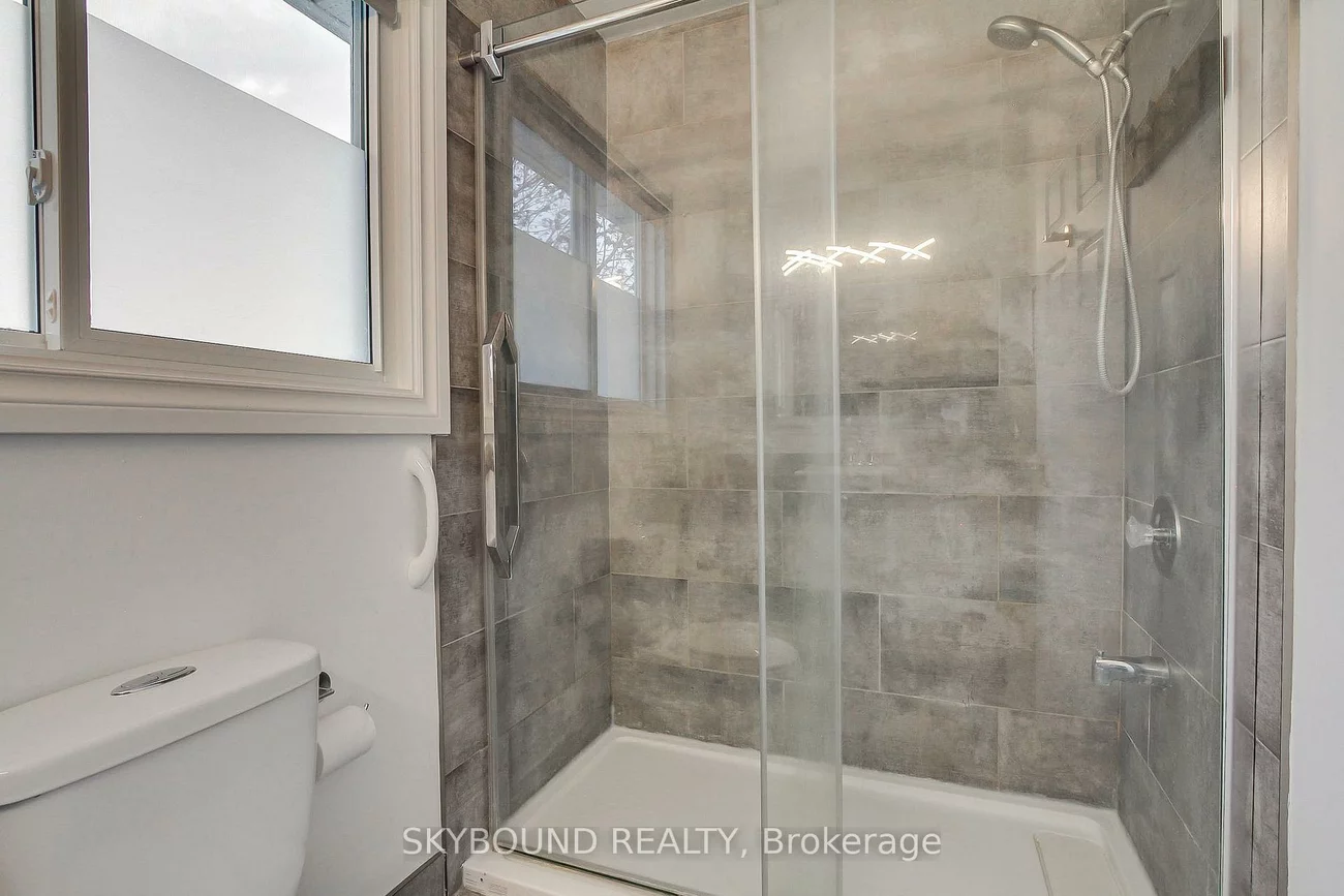 313, Hickling, Grove East, Barrie