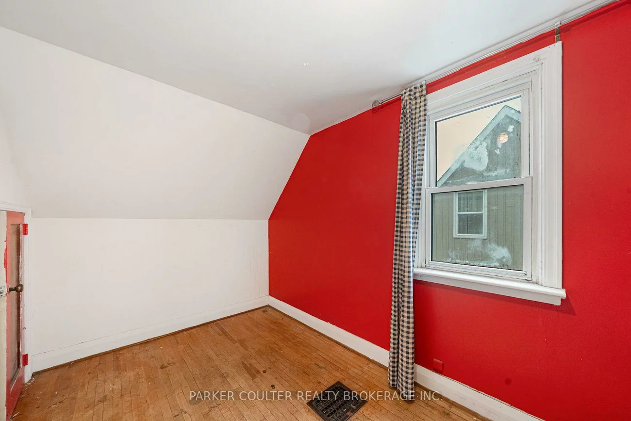 27, Campbell, Allandale, Barrie