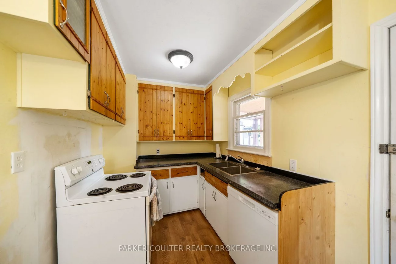 27, Campbell, Allandale, Barrie