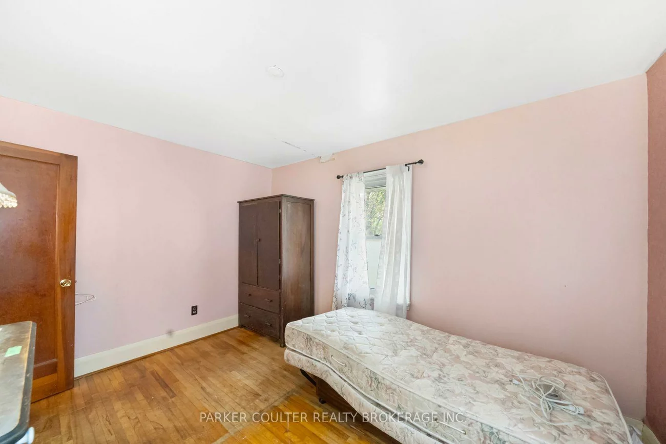 27, Campbell, Allandale, Barrie