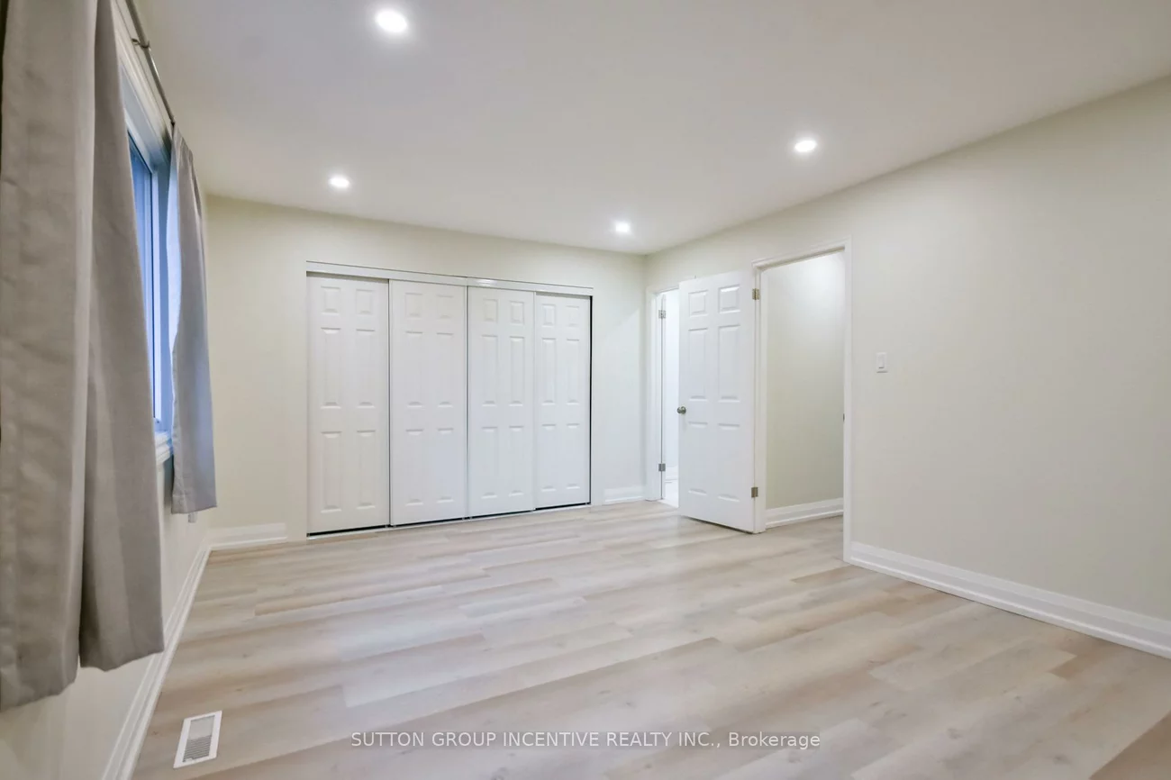 33B, Cundles, Cundles East, Barrie