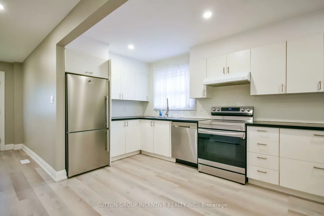 33B, Cundles, Cundles East, Barrie