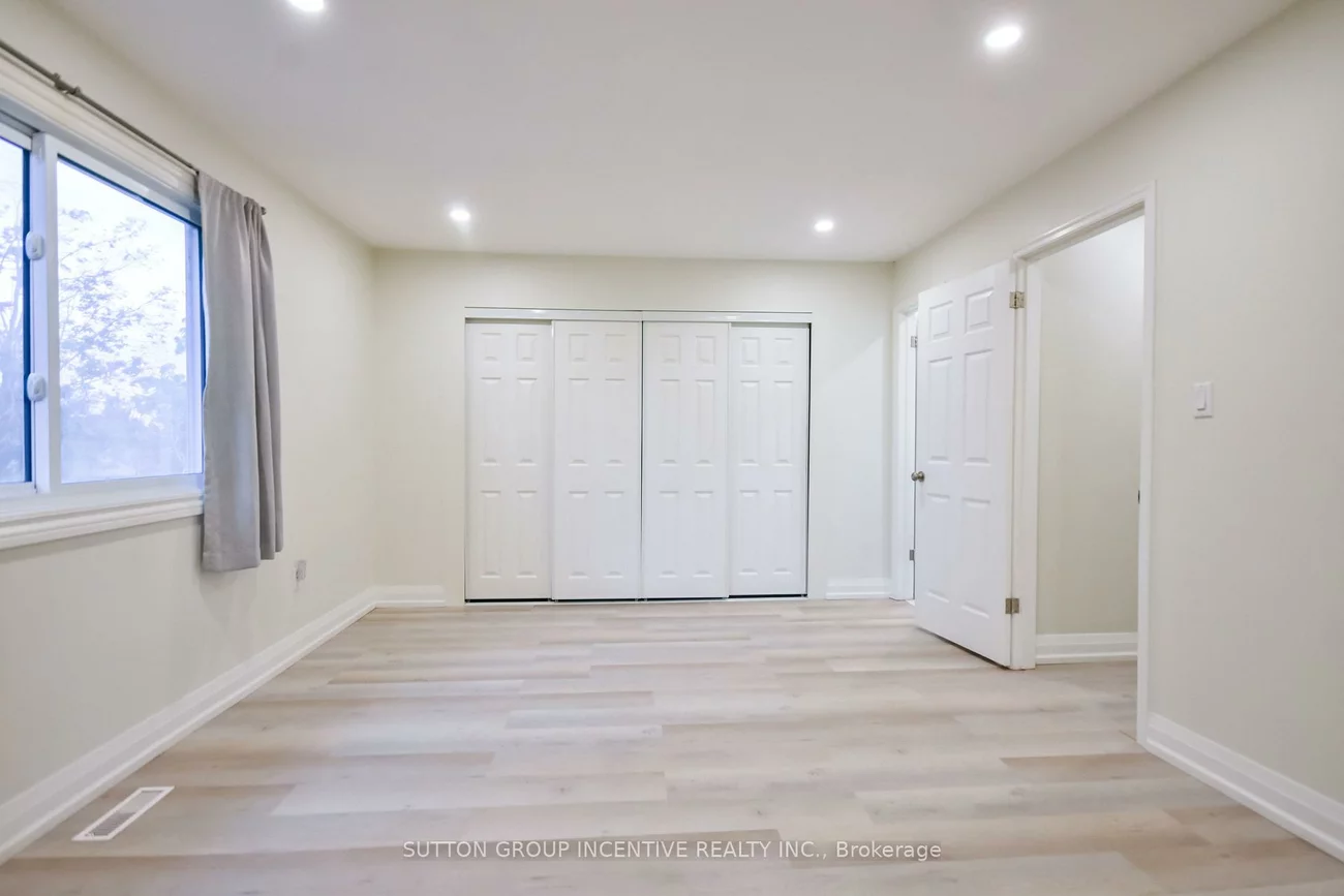 33B, Cundles, Cundles East, Barrie