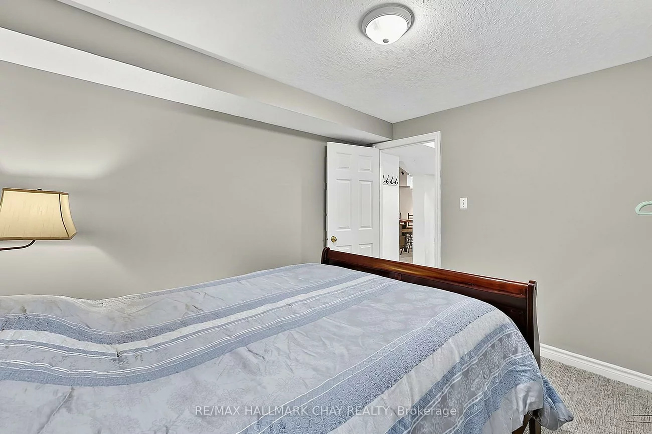 23, Marion, Wellington, Barrie