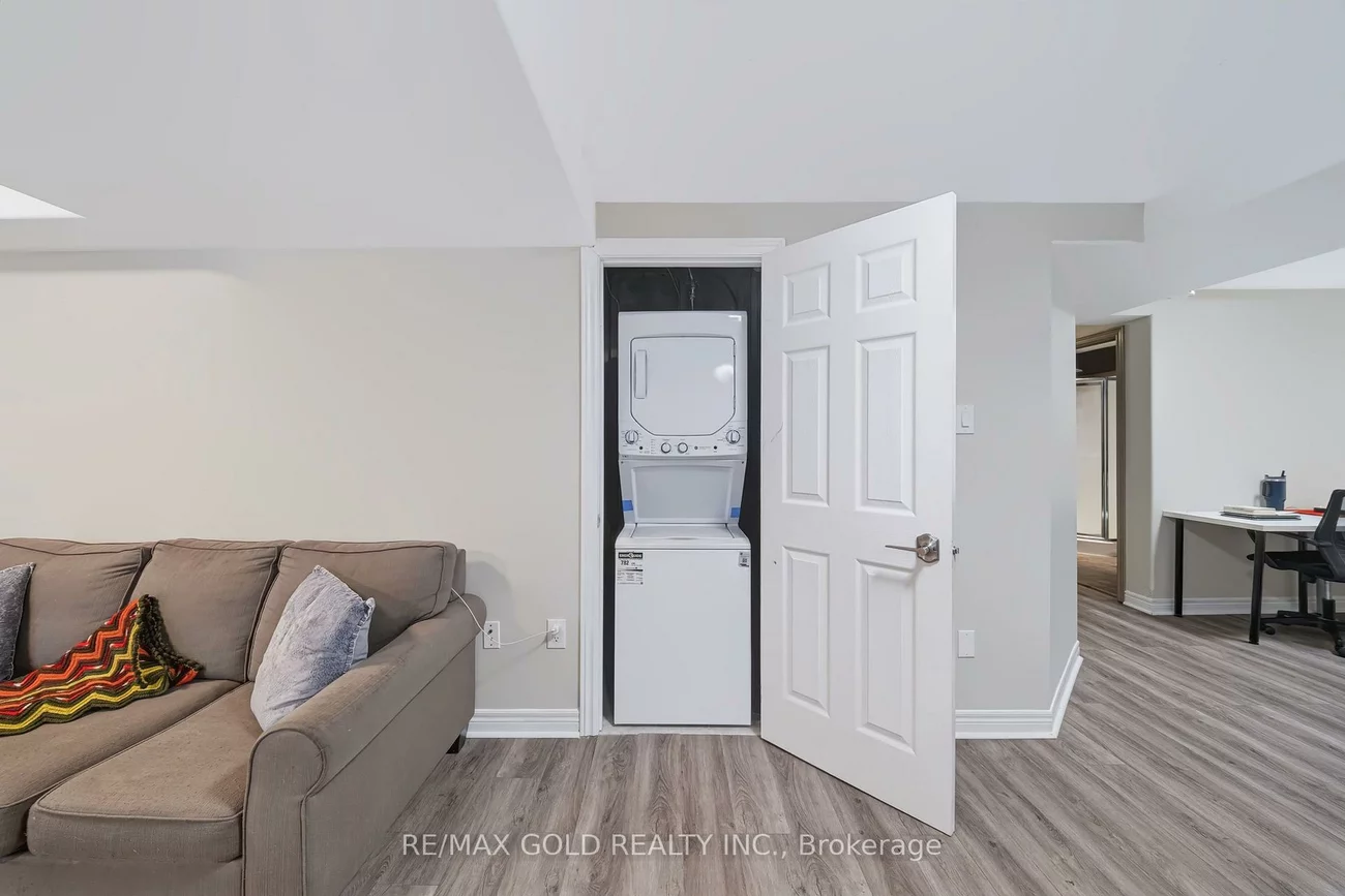 43, Golden Meadow, Bayshore, Barrie