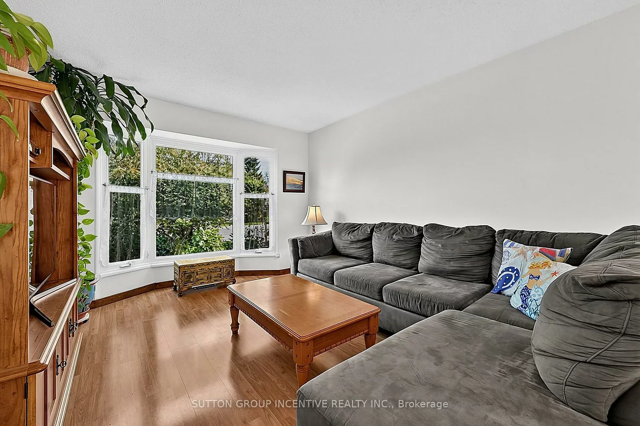38, Trillium, Allandale Heights, Barrie