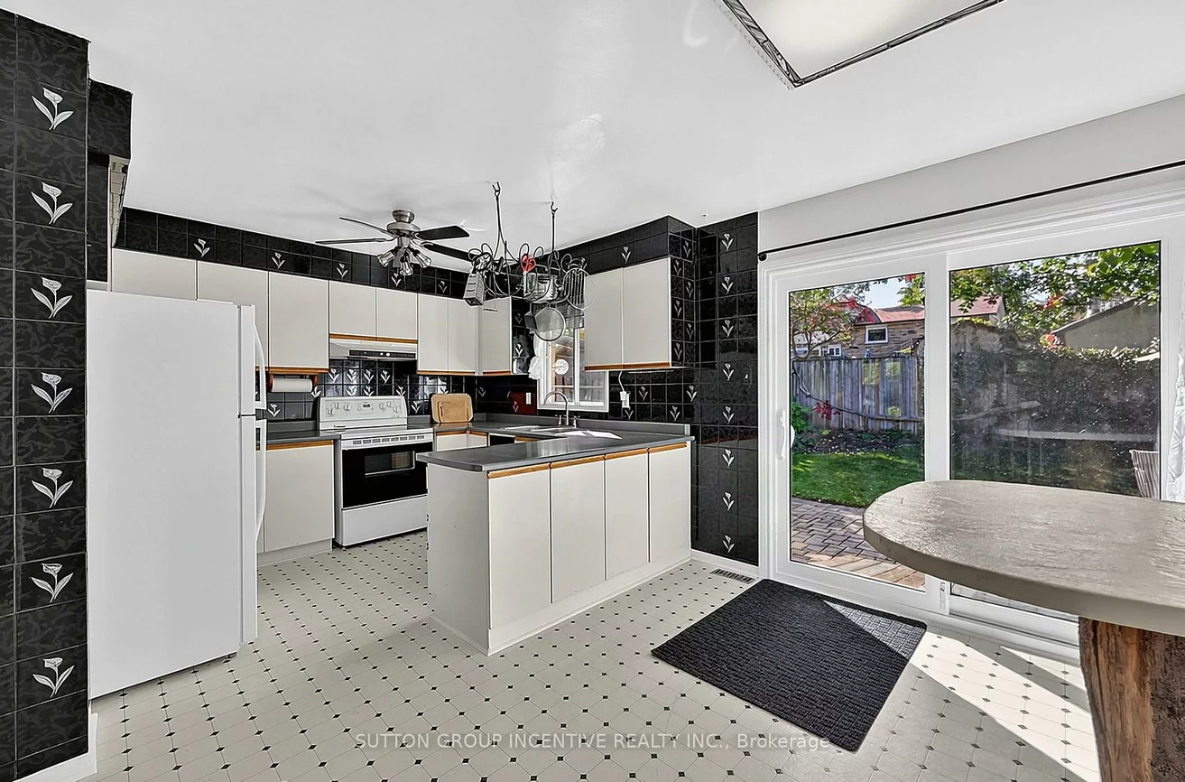 38, Trillium, Allandale Heights, Barrie