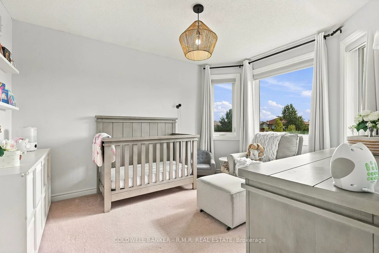 46, HONEY, Painswick South, Barrie