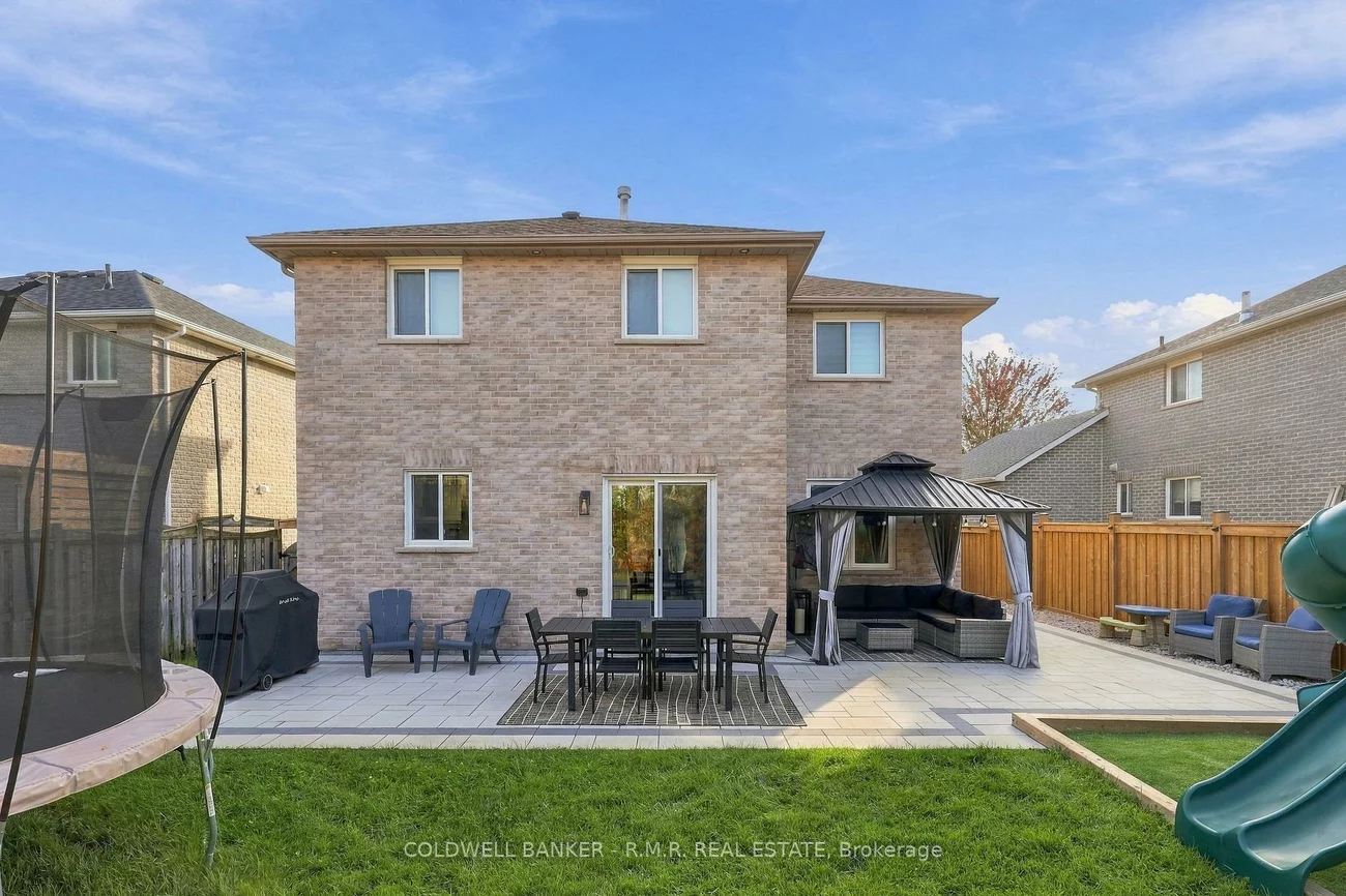 46, HONEY, Painswick South, Barrie