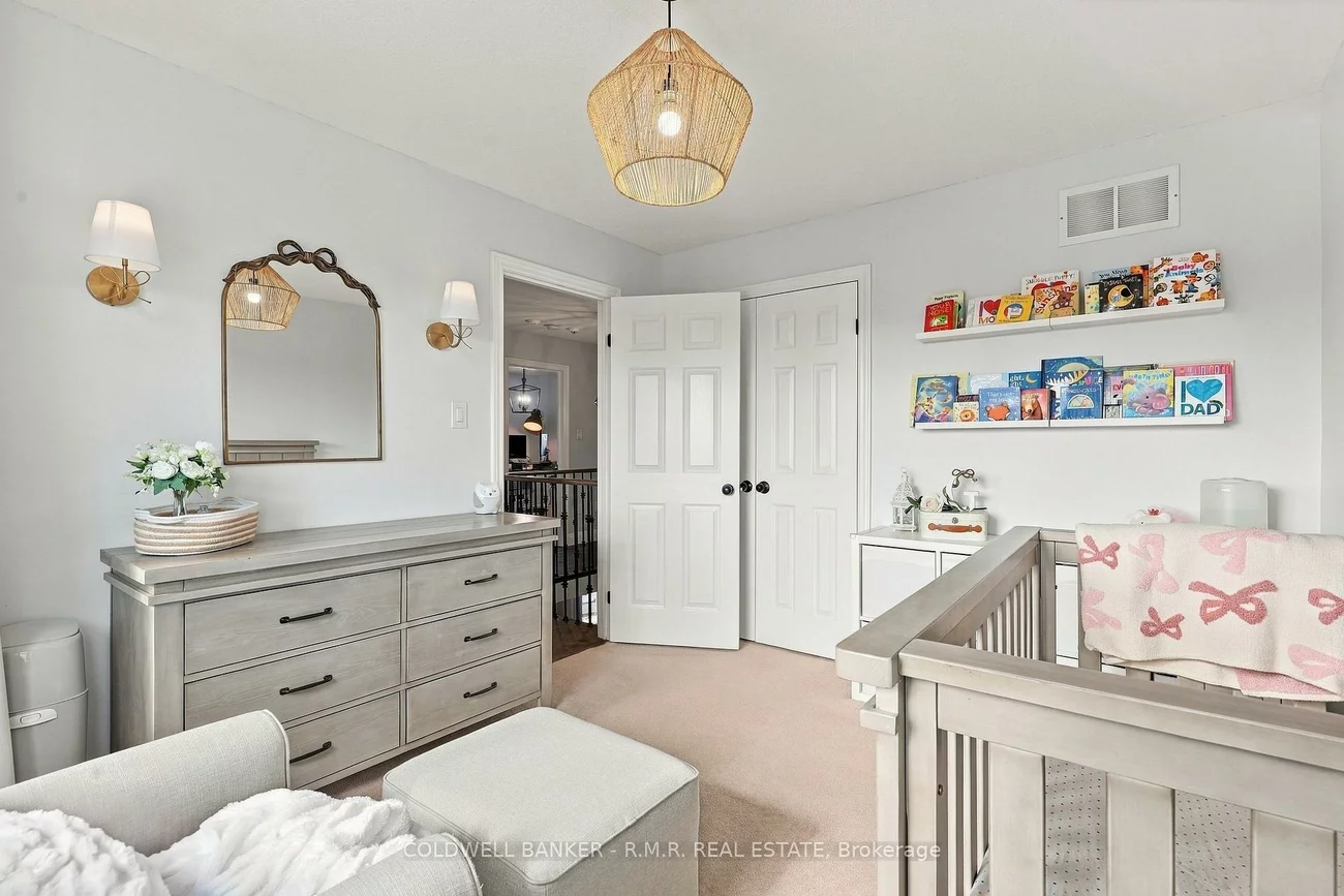 46, HONEY, Painswick South, Barrie