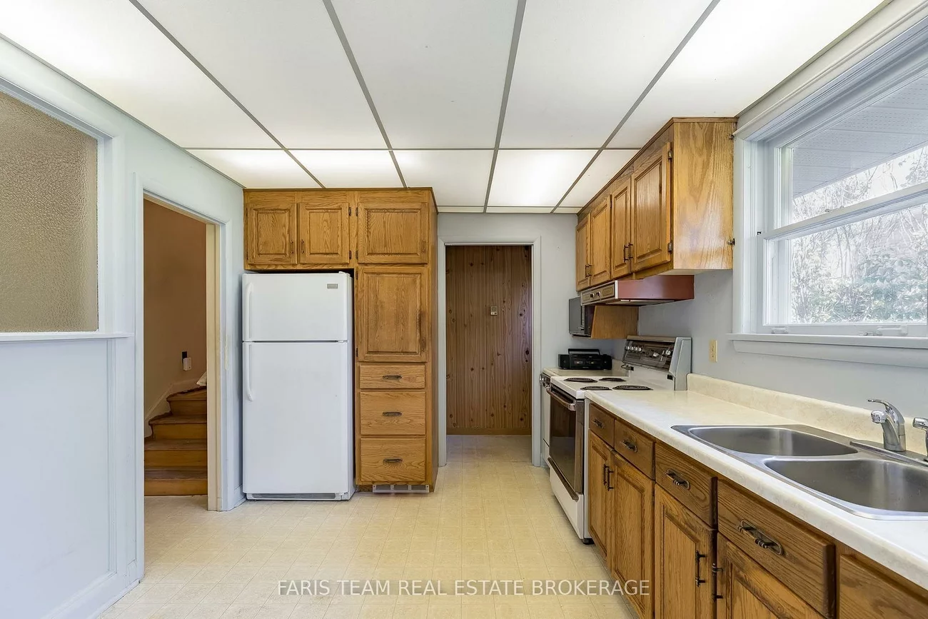 82, Oakley Park, Wellington, Barrie