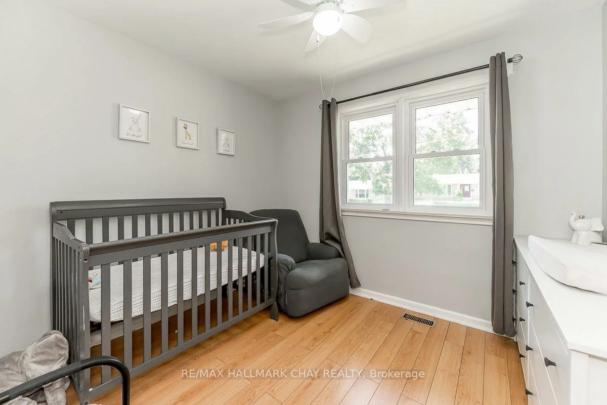 23, Downsview, Codrington, Barrie