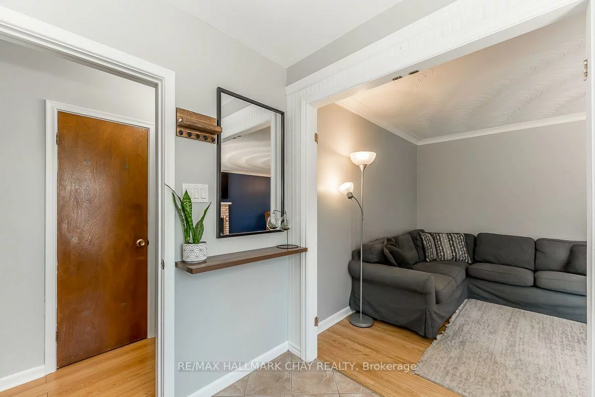 23, Downsview, Codrington, Barrie