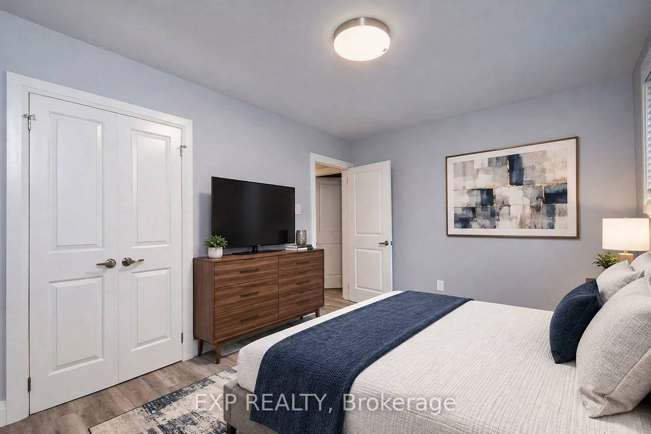 28, Alexander, Codrington, Barrie