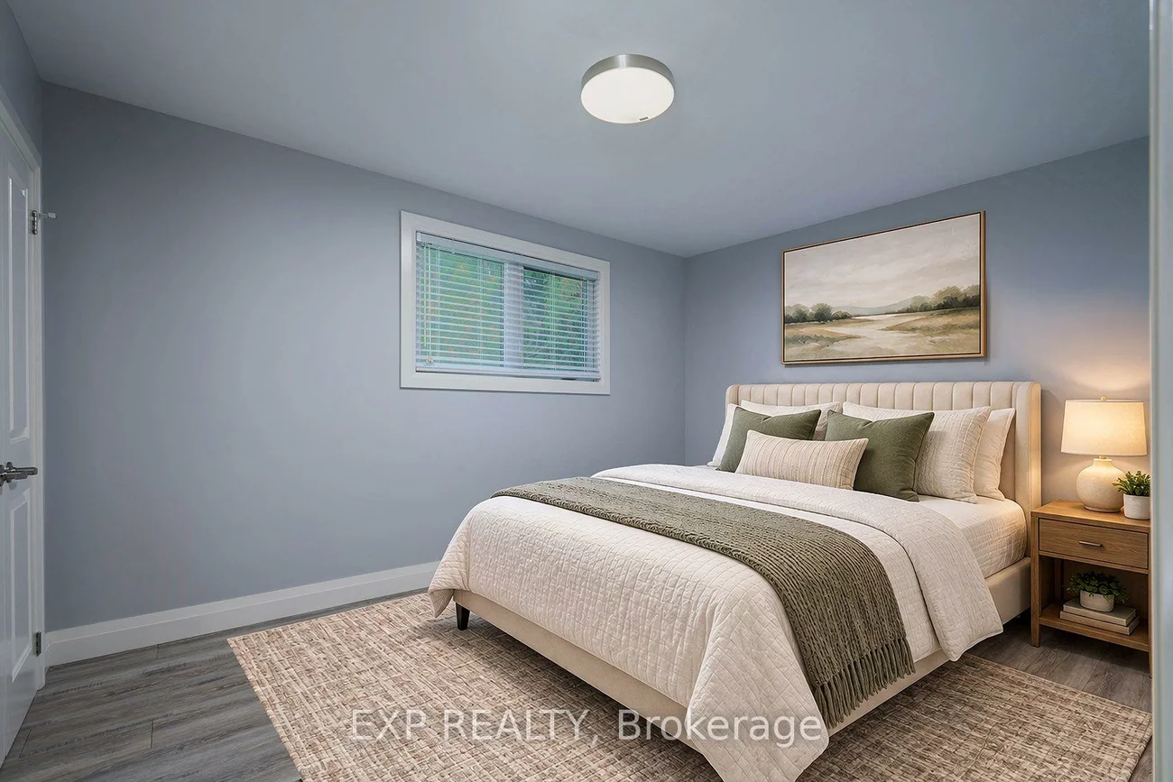 28, Alexander, Codrington, Barrie